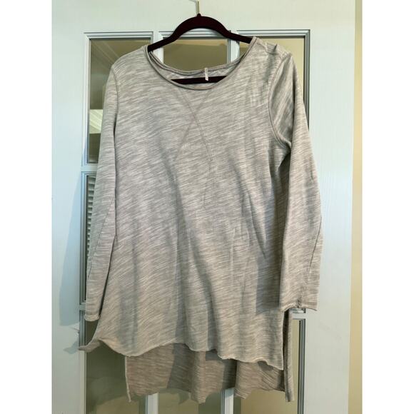 Free People Oversized Light Gray Tunic Long Sleeve Small Distressed - Picture 1 of 5